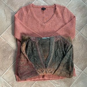 2 sweaters bundle. Women's M.